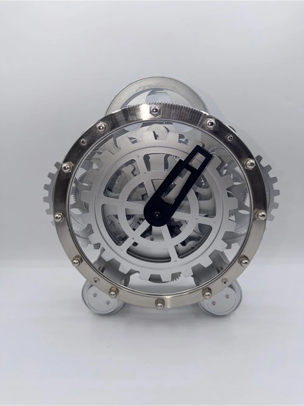 Kikkerland Moving Gear Clock